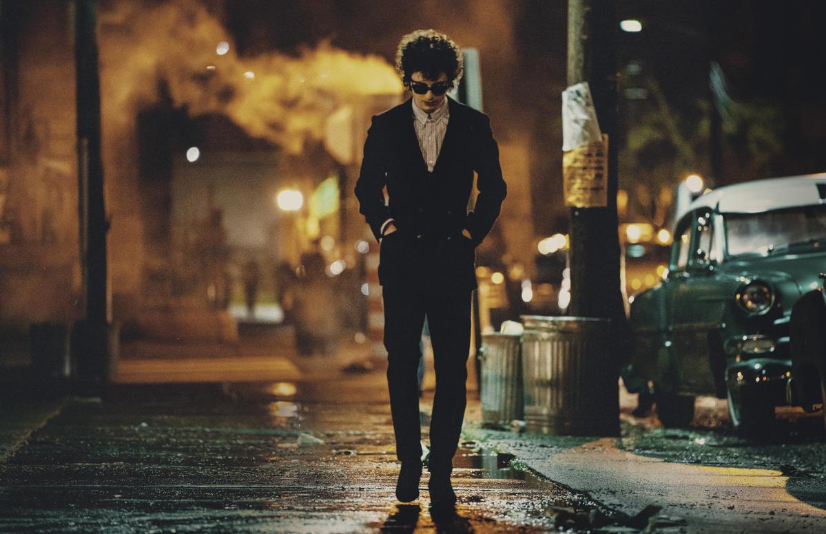 A Complete Unknown: Bob Dylan Biopic Release Date, Cast, Streaming & Movie Review image 3 