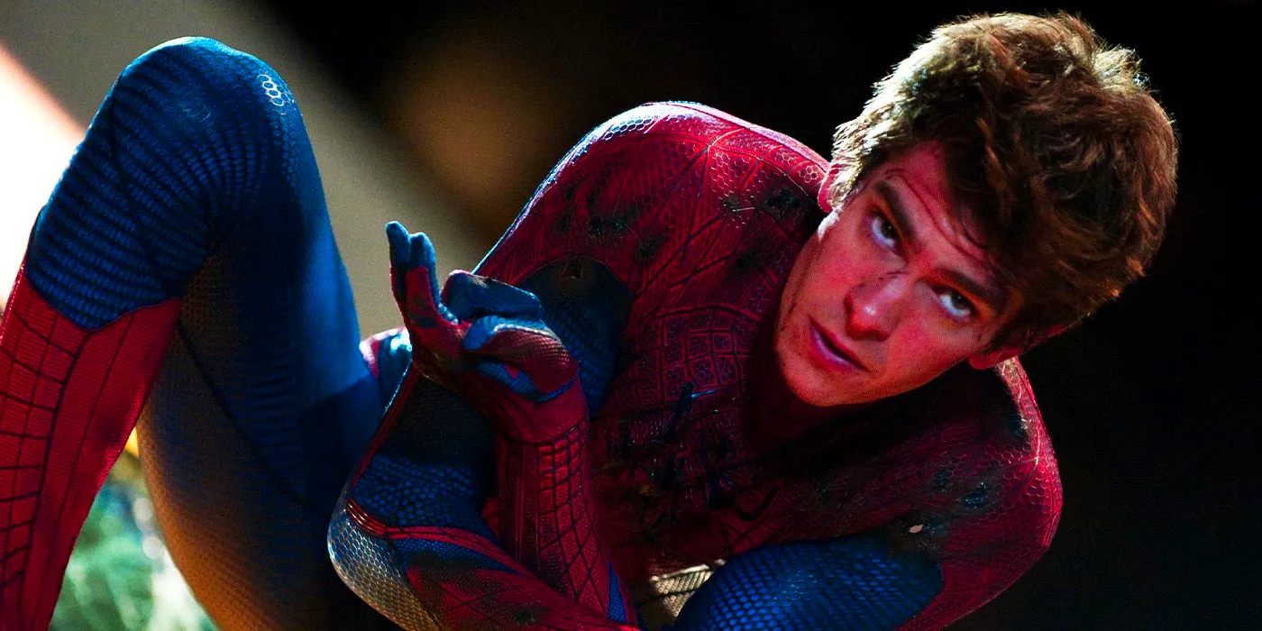 Andrew Garfield's Peter Parker in Spider-Man pose in The Amazing Spider-Man Image