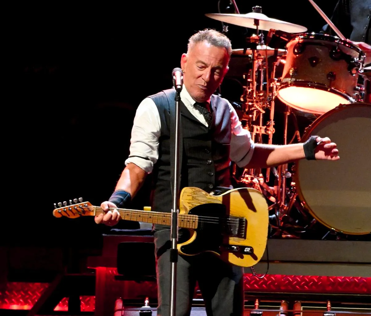 Bruce Springsteen ABC News special: No politics at my concerts, all are welcome Image