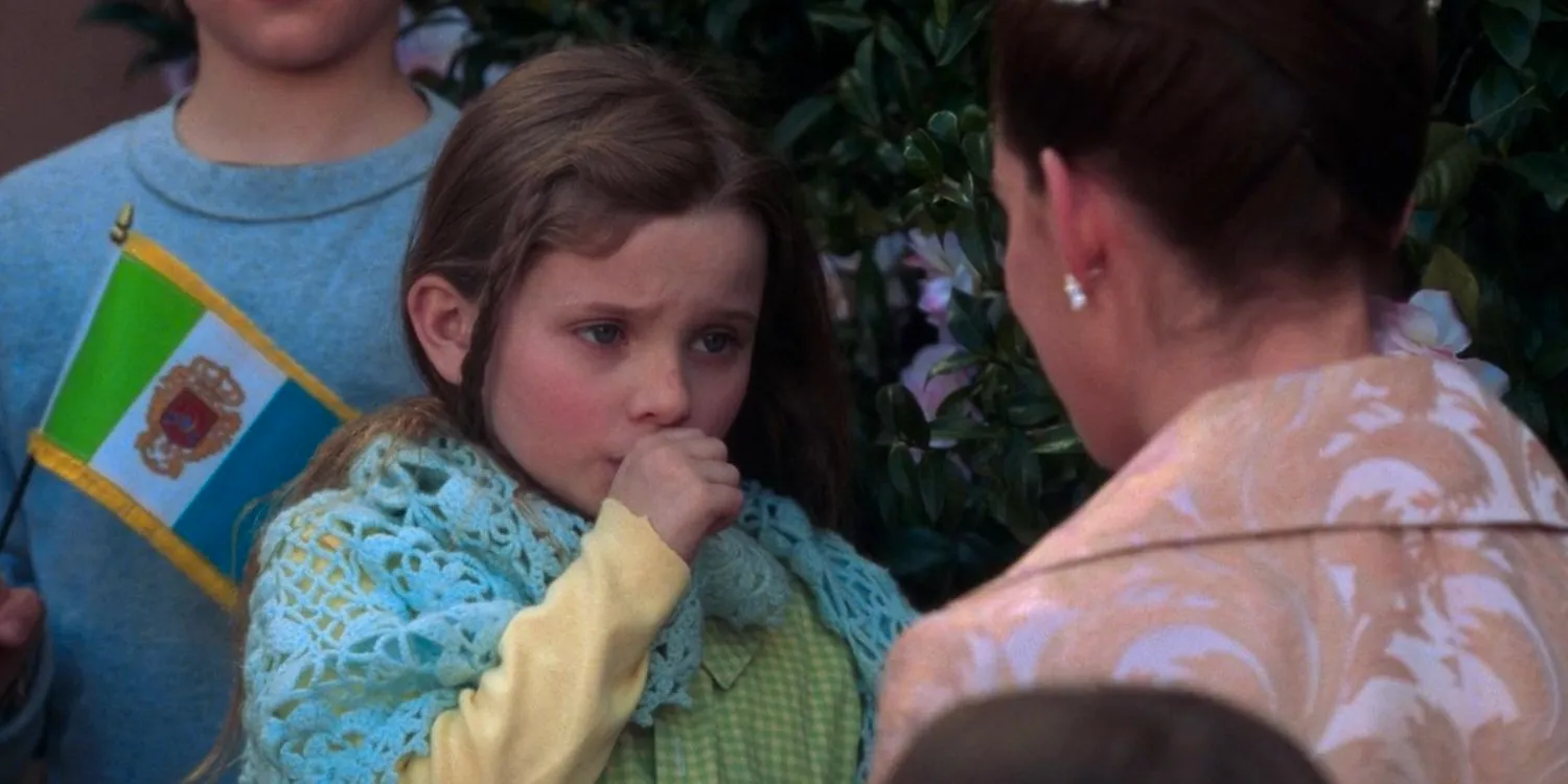 Carolina (Abigail Breslin) sucking her thumb in The Princess Diaries 2 Image