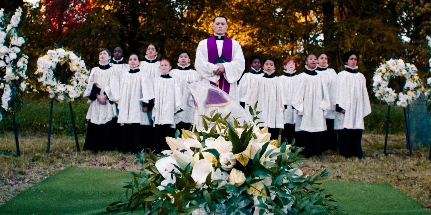 Charles Deetz's funeral in Beetlejuice 2 Image