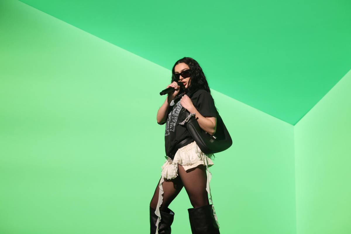 Charli XCX Brat: Chart Success, Fan Frenzy & Marketing Genius image 3 