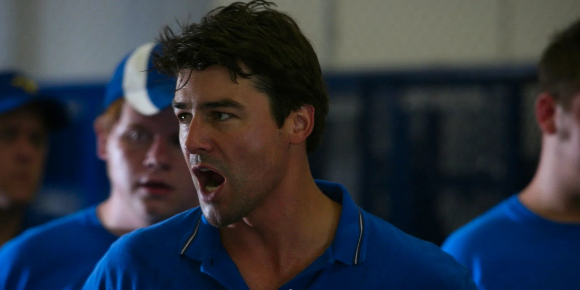 Coach Taylor (Kyle Chandler) giving speech at halftime in Friday Night Lights Image