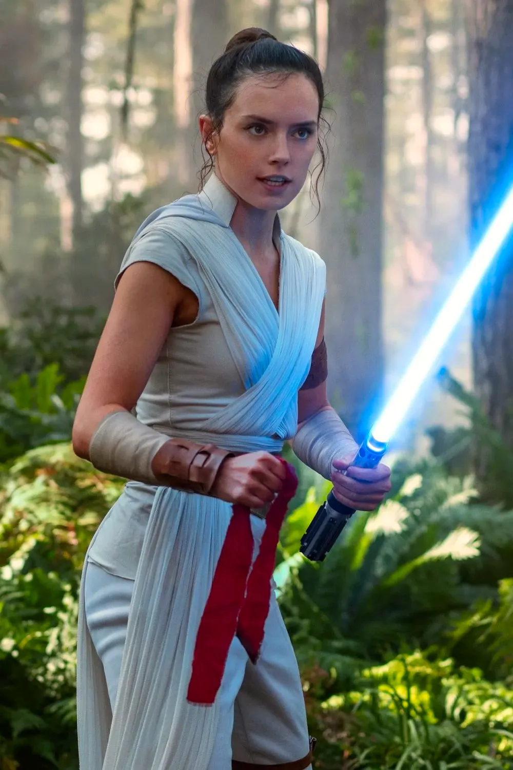 Daisy Ridley as Rey Skywalker in Star Wars the Rise of Skywalker Image