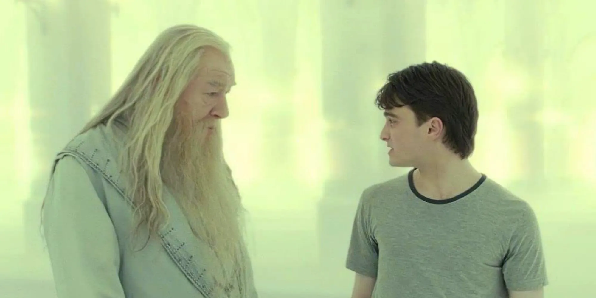 Daniel Radcliffe as Harry and Michael Gambon as Dumbledore in Kings Cross purgatory In Harry Potter and the Deathly Hallows Part 2 Image