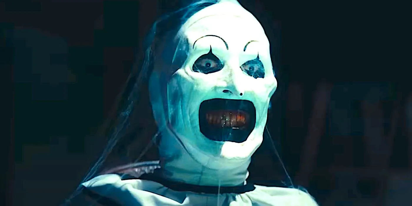 David Howard Thornton's Art the Clown smiles in Terrifier 3 trailer Image