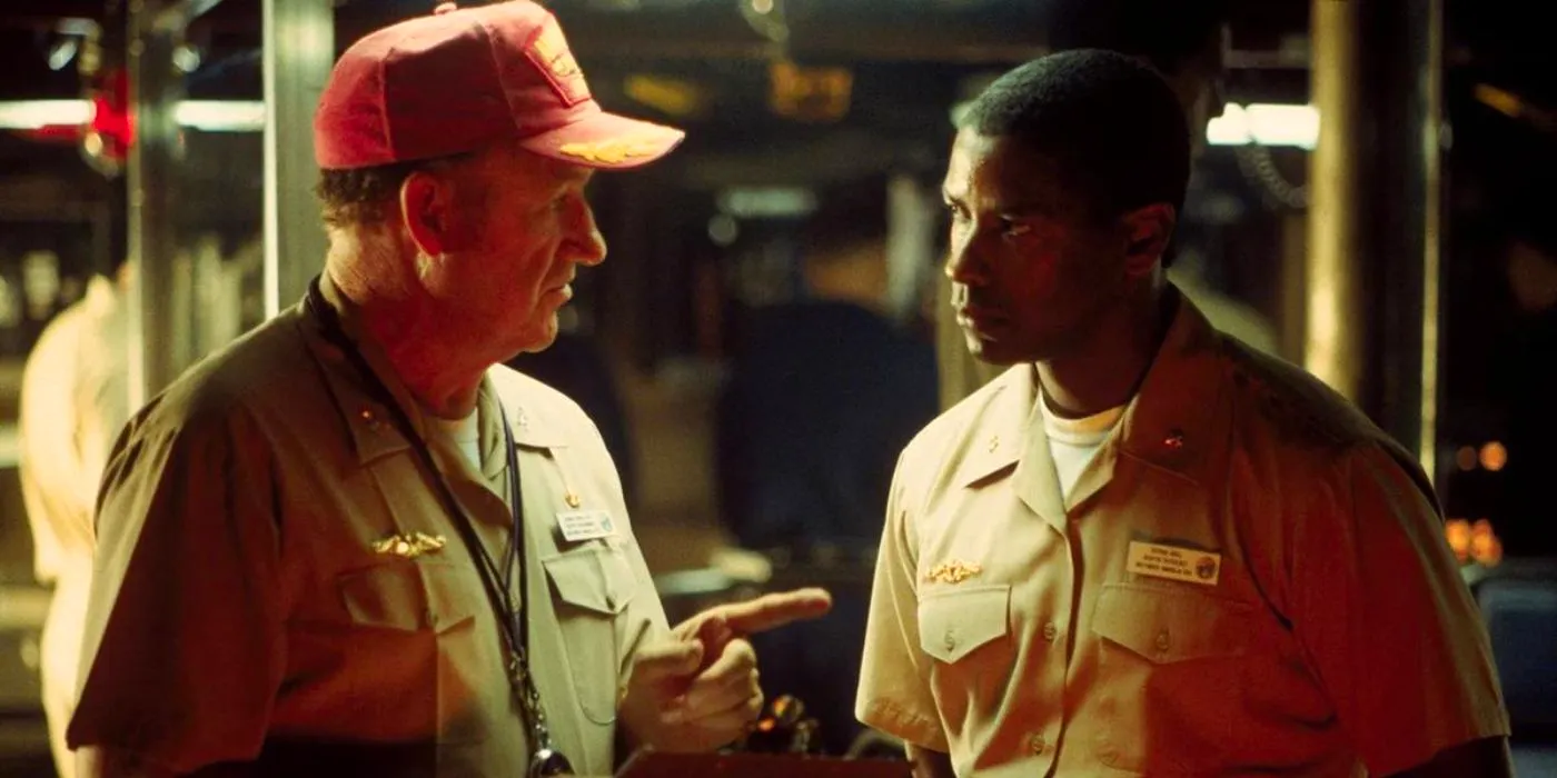 Denzel Washington as Ron Hunter and Gene Hackman as Frank Ramsey discussing their mission in Crimson Tide Image