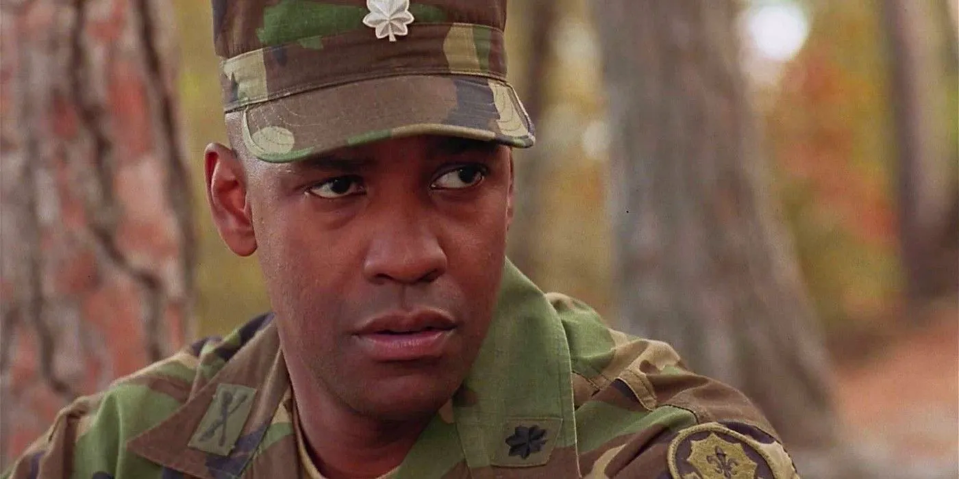 Denzel Washington in Courage Under Fire in military uniform in a forest  Image