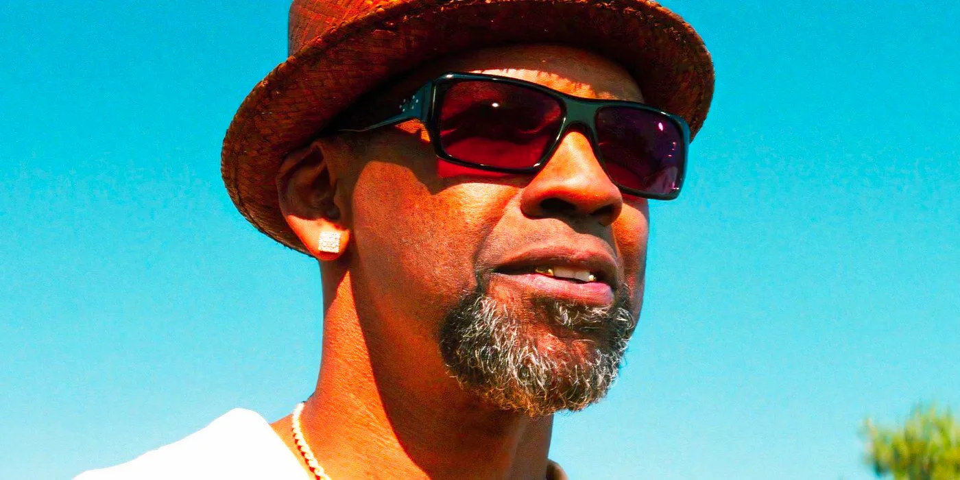 Denzel Washington Wearing a Hat and Sunglasses in 2 Guns Image