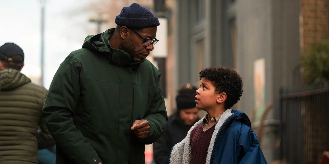 Elliott Heffernan and Steve McQueen talking on the set of Blitz Image