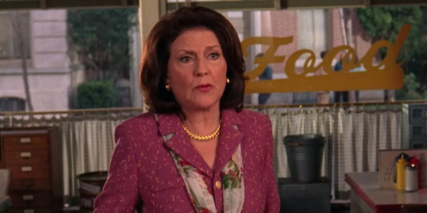 Emily Gilmore looking annoyed in Gilmore Girls season 5, episode 17 Image