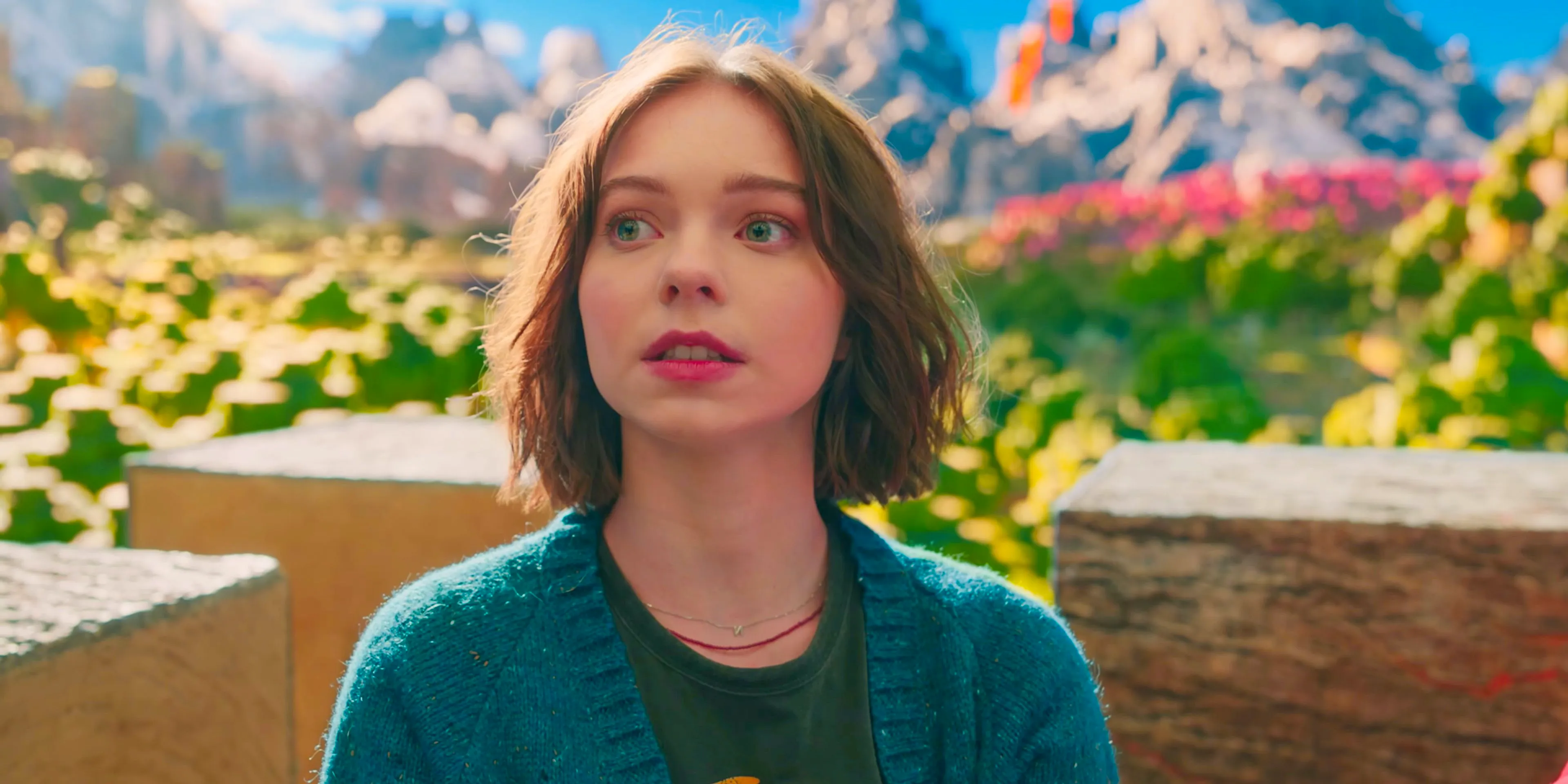 Emma Myers looking amazed in A Minecraft Movie Image