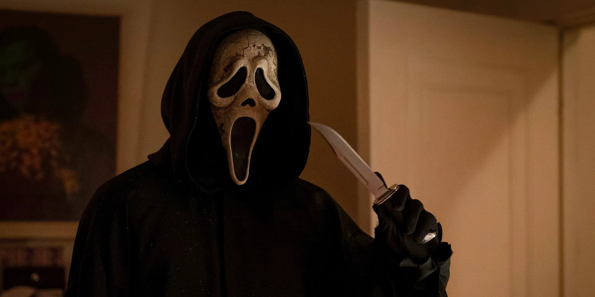 Ghostface with a knife in Scream 6 Image