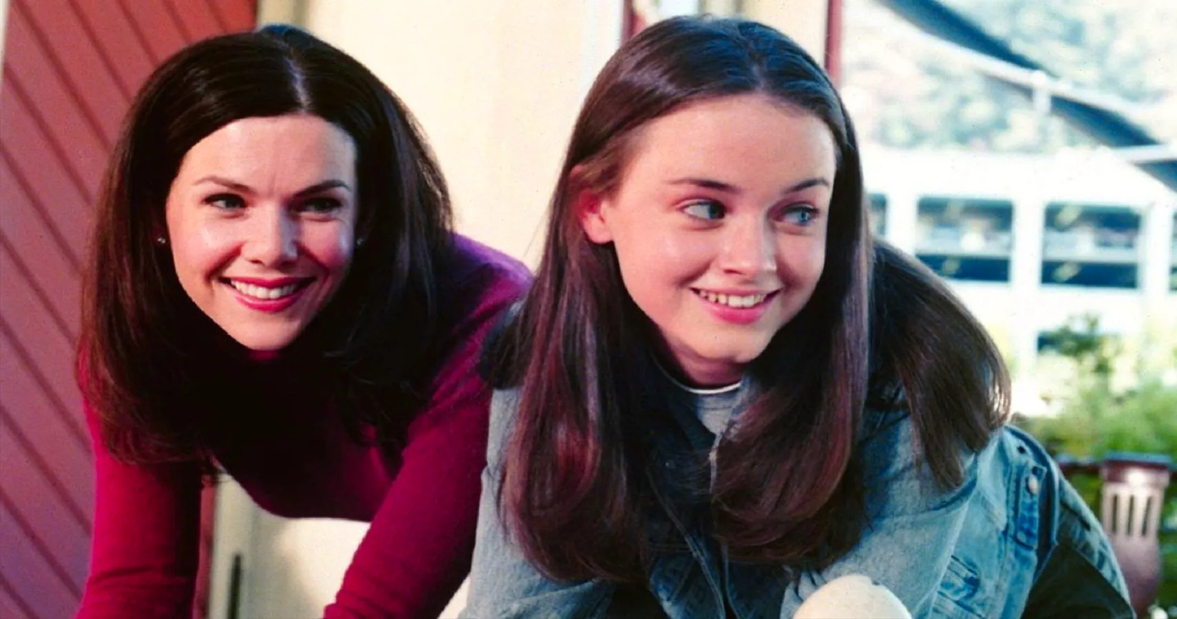 Gilmore Girls Season 1 Featured Image Cropped Image