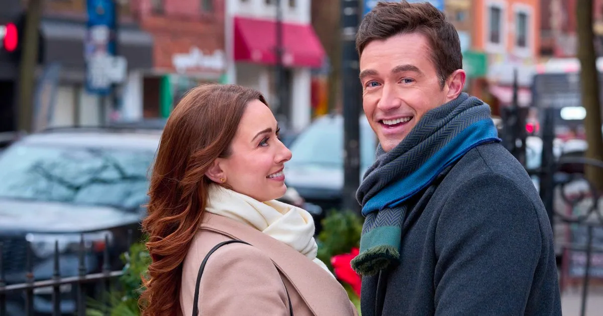 Hallmark Christmas Movies 2024: New Releases, Schedule & Countdown! image 2 Image