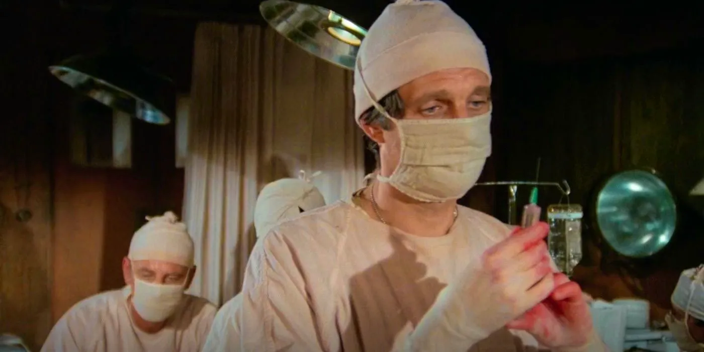 Hawkeye and Henry Blake in surgery in MASH season 3 episode OR Image