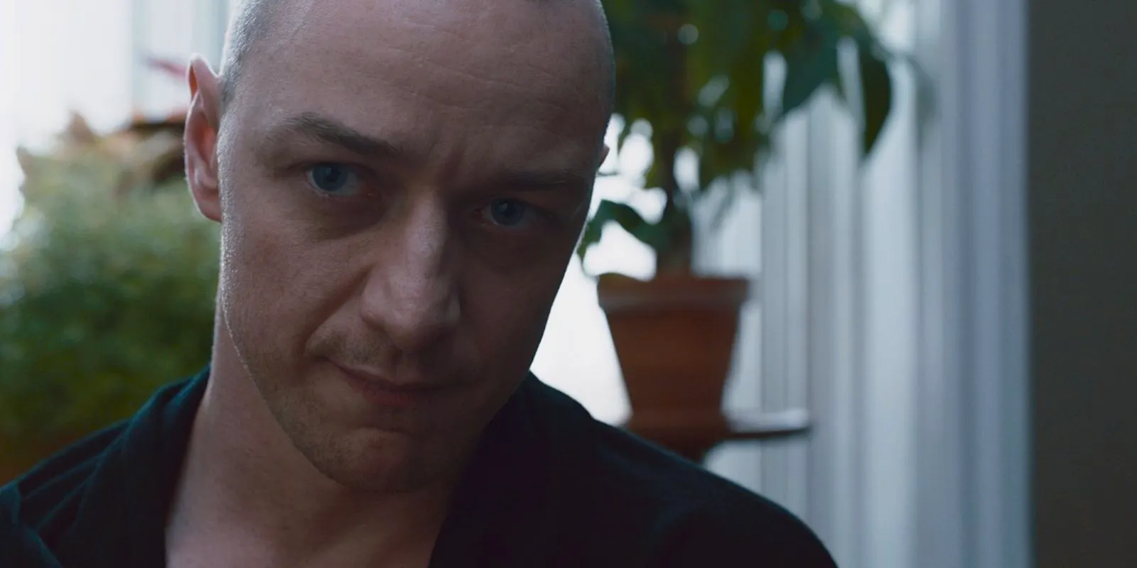 James McAvoy as Barry in therapy looking menacing in Split Image