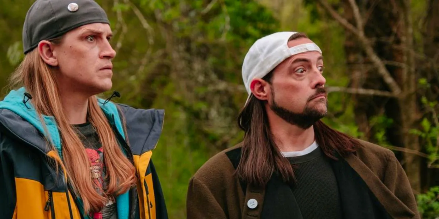 Jay and Silent Bob look off at something with surprised expressions Image