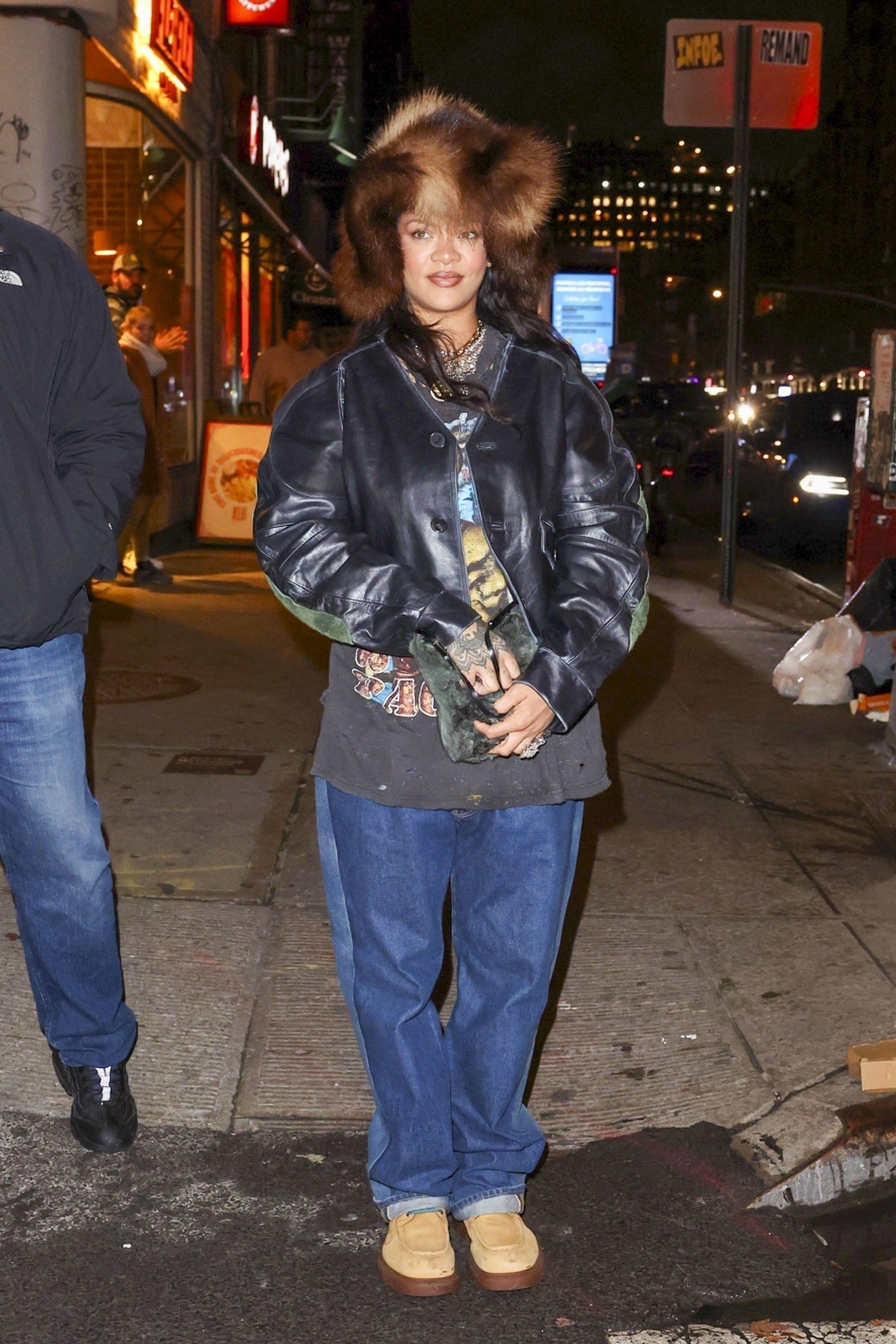 Jeans Evolution: From Rihanna's Regrets to J-Lo's Barrel-Leg Dominance image 6 