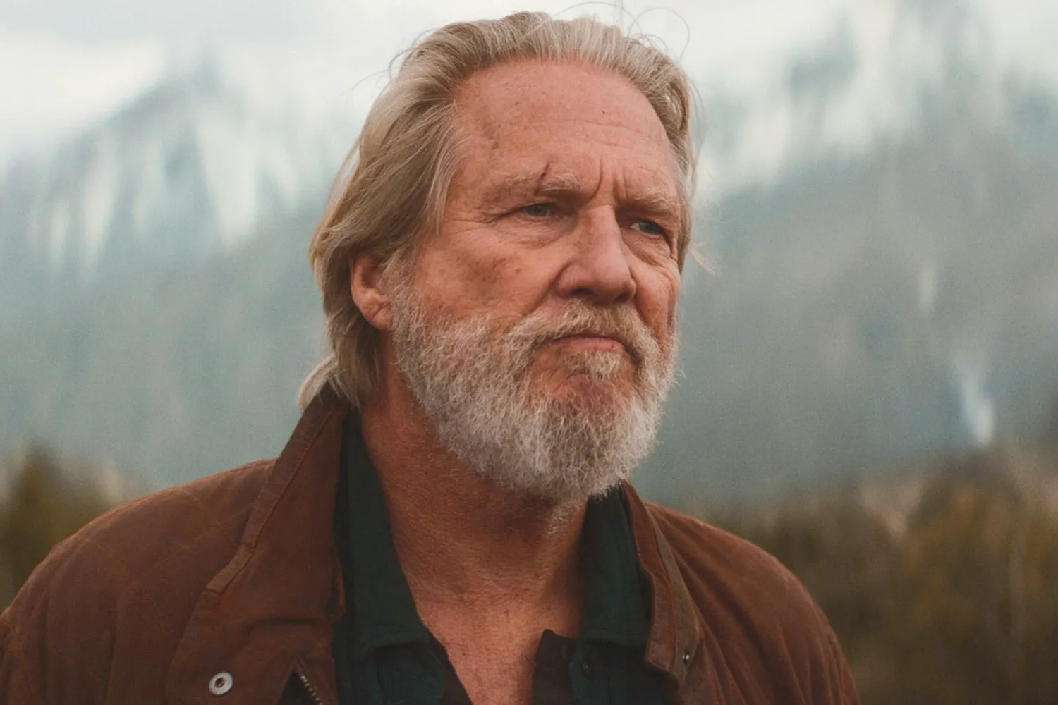 Jeff Bridges Recalls Struggle with Non-Hodgkin Lymphoma During 'The Old Man' (Exclusive) Image