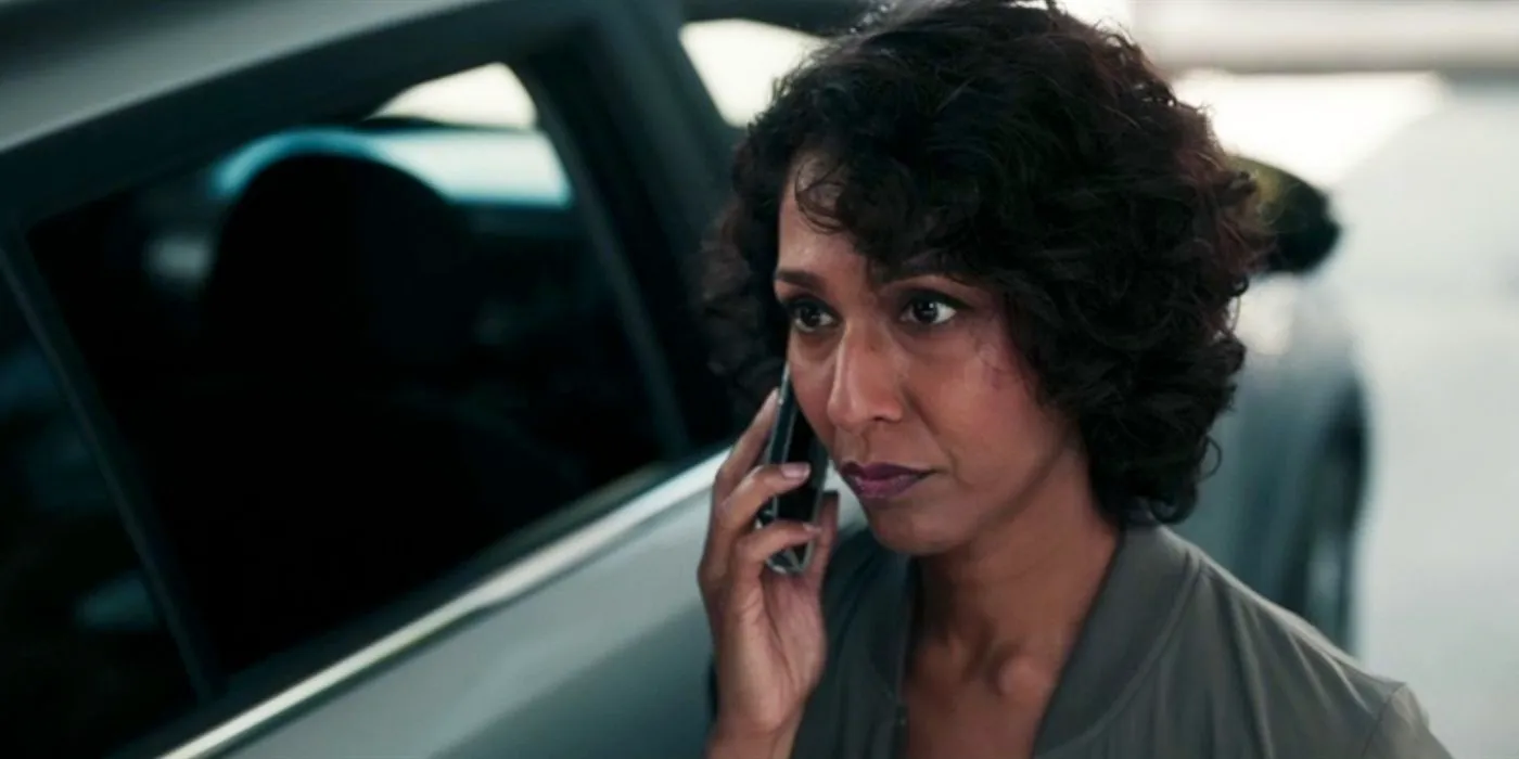 Jessica (Rekha Sharma) on the phone in Yellowjackets Image