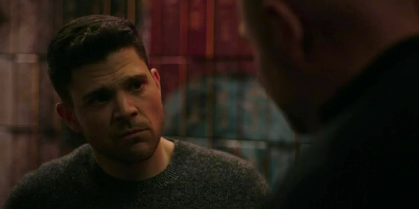 Joe Proctor (Jerry Ferrara) looking worried while talking to someone in Power. Image