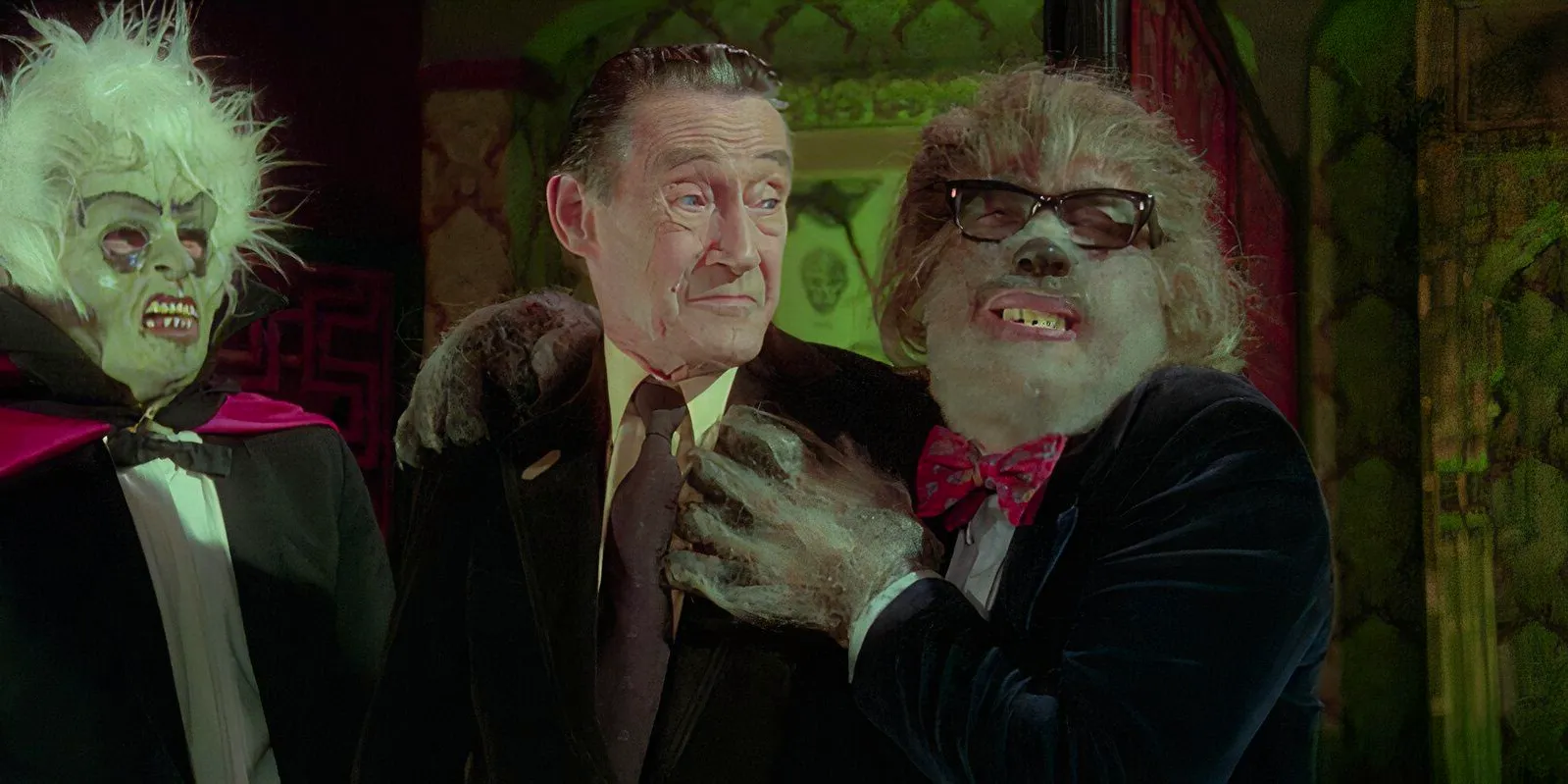 John Carradine as R. Chetwynd-Hayes with the wolfman and a vampire in the monster club Image