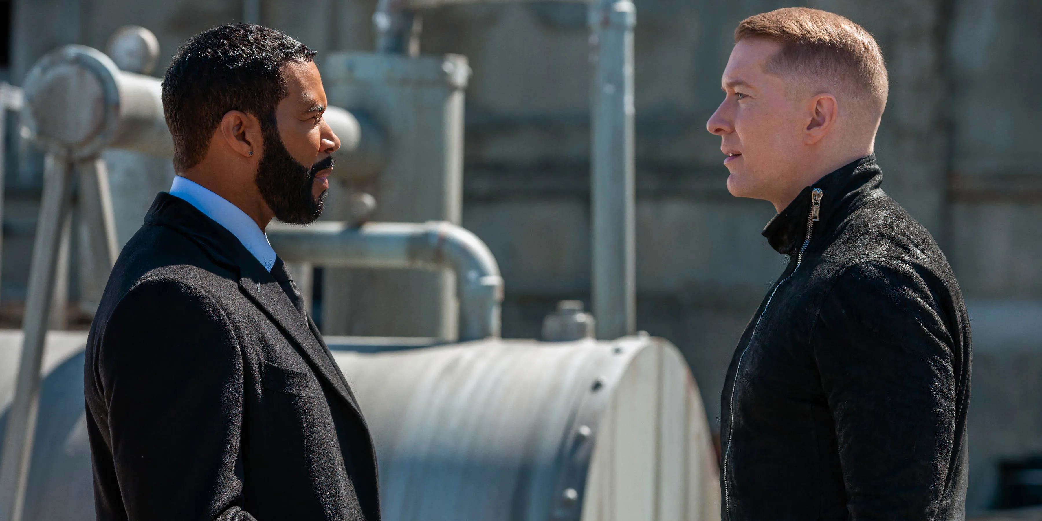 Joseph Sikora as Tommy Egan and Omari Hardwick as Ghost looking at one another in Power Image