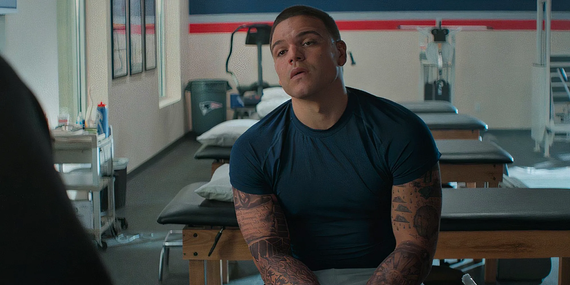 Josh Rivera as Aaron Hernandez in American Sports Story episode 6 (2) Image