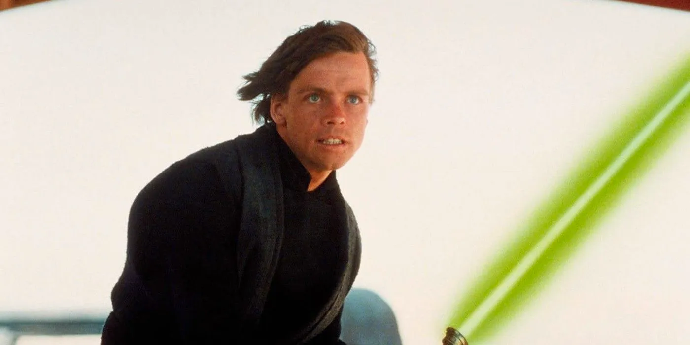 Luke Skywalker with green lightsaber in Star Wars Episode VI: Return of the Jedi Image