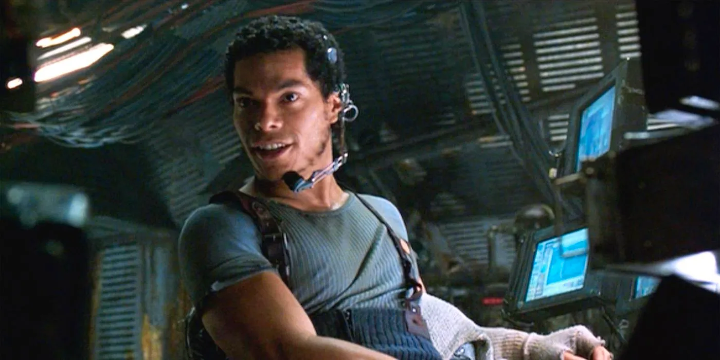 Marcus Chong as Tank at his monitor in The Matrix Image