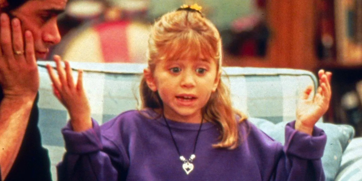 Michelle throwing her hands up in Full House Image