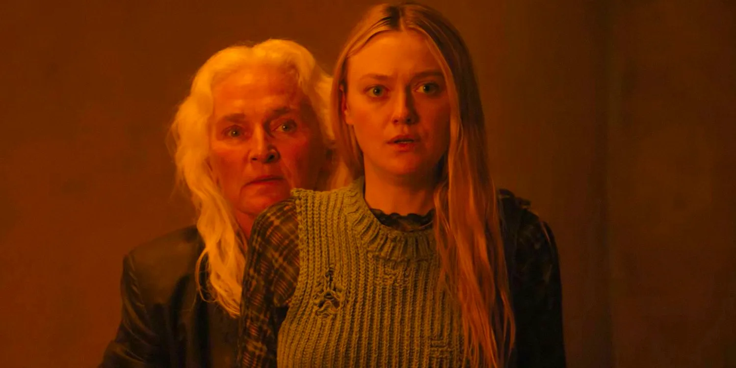 Mina (Dakota Fanning) and Madeline (Olwen Fouéré) shocked in The Watchers Image