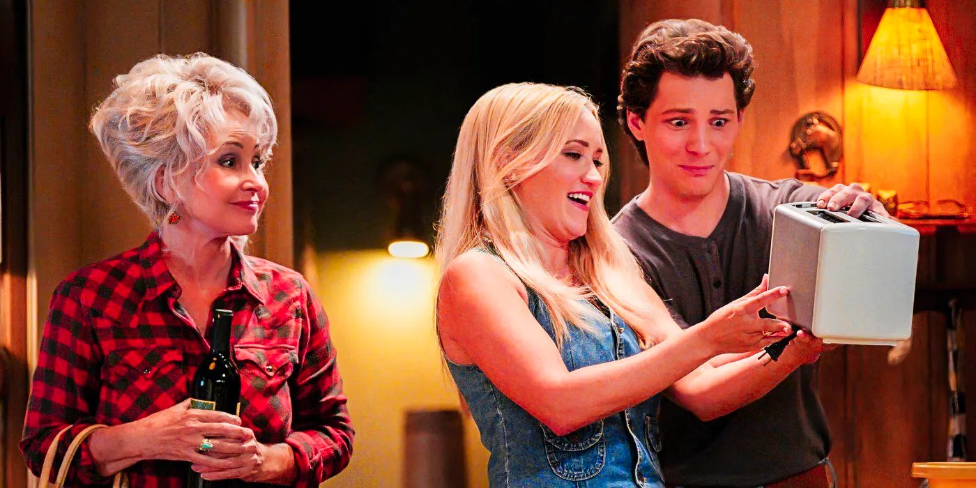 Montana Jordan as Georgie, Emily Osment as Mandy and Annie Potts as Meemaw in Georgie & Mandy's First Marriage Image