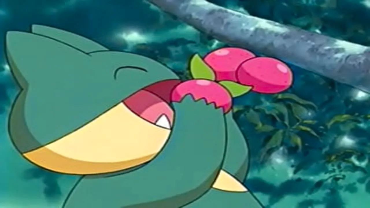 Munchlax eating some red berries Image