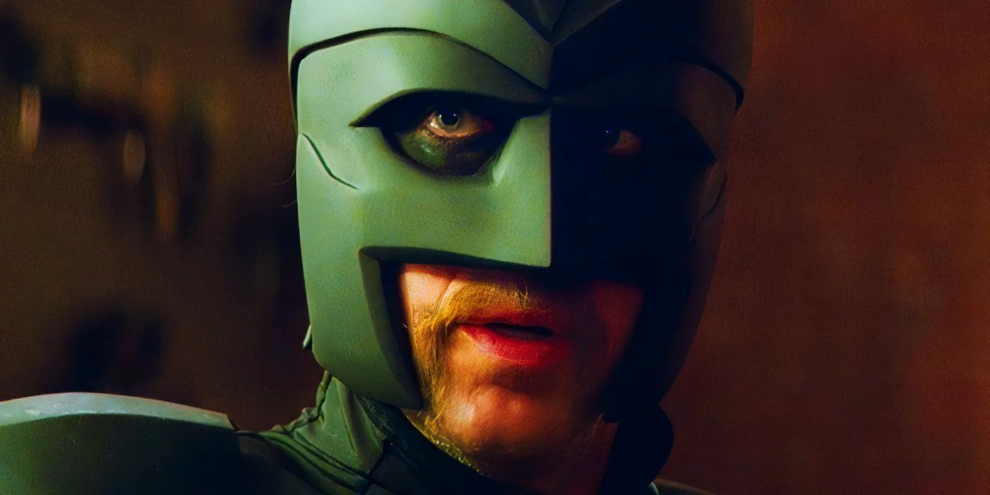 Nicolas Cage as Big Daddy in his mask in Kick-Ass Image