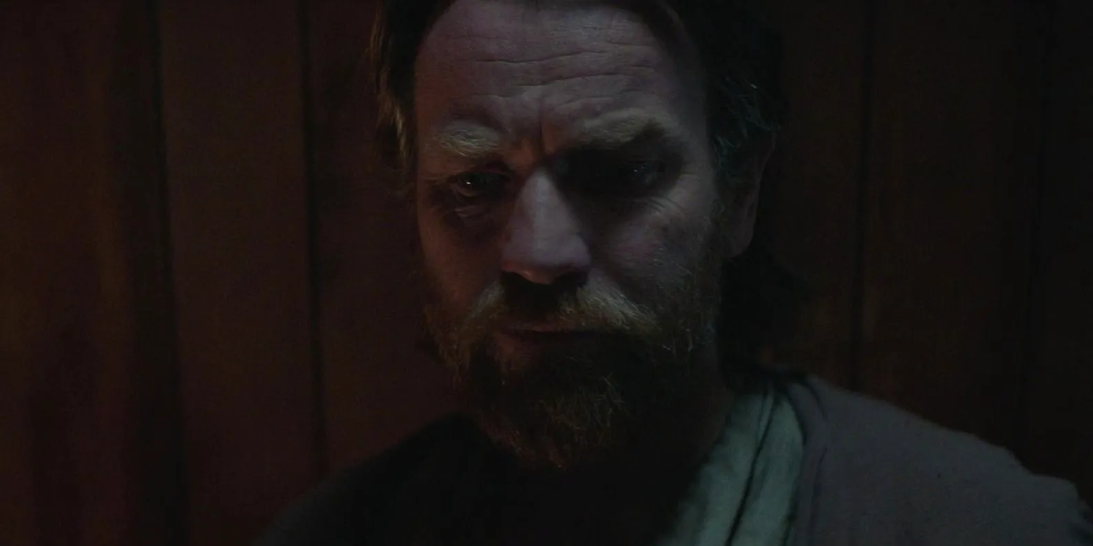 Obi-Wan looks serious as he realizes Quinlan Vos survived Order 66 in Obi-Wan Kenobi. Image