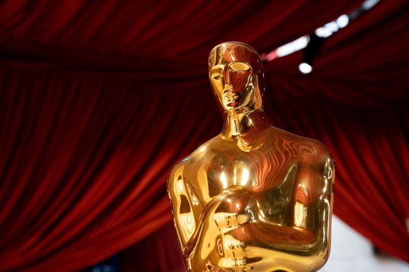 Oscars Best Picture 2024: Winners, Surprises & All the Drama | Who Won Best Actress? image 8 