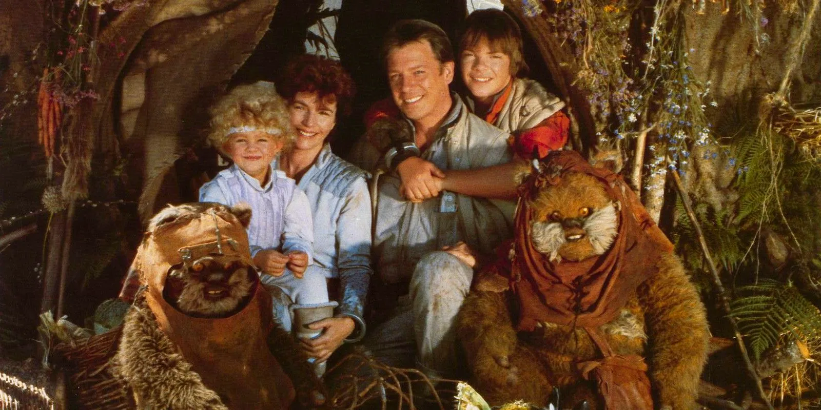 Promo image of humans and Ewoks in Caravan of Courage Image