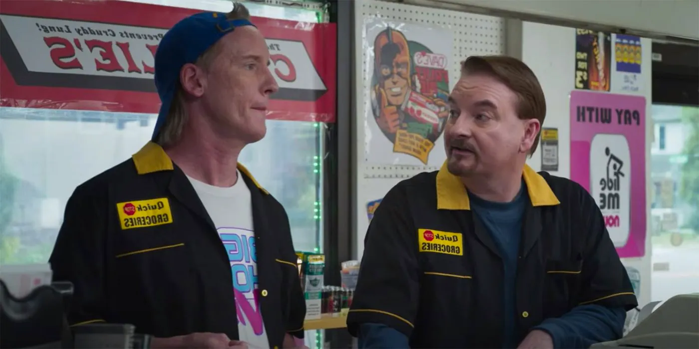 Randall and Dante talk behind the counter in Clerks 3 Image