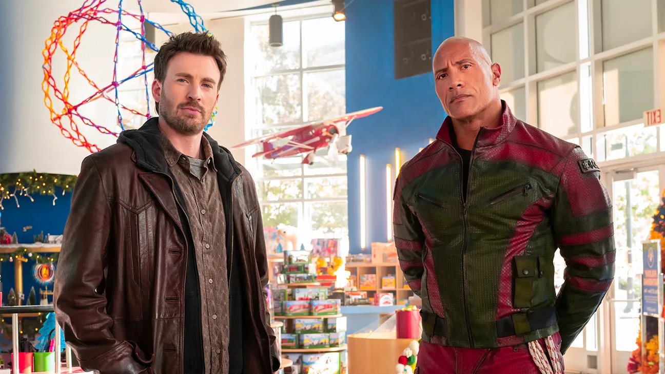 Red One Trailer: The Rock & Chris Evans SAVE CHRISTMAS From HALLOWEEN?! New Action Movie Details! image 3 Image