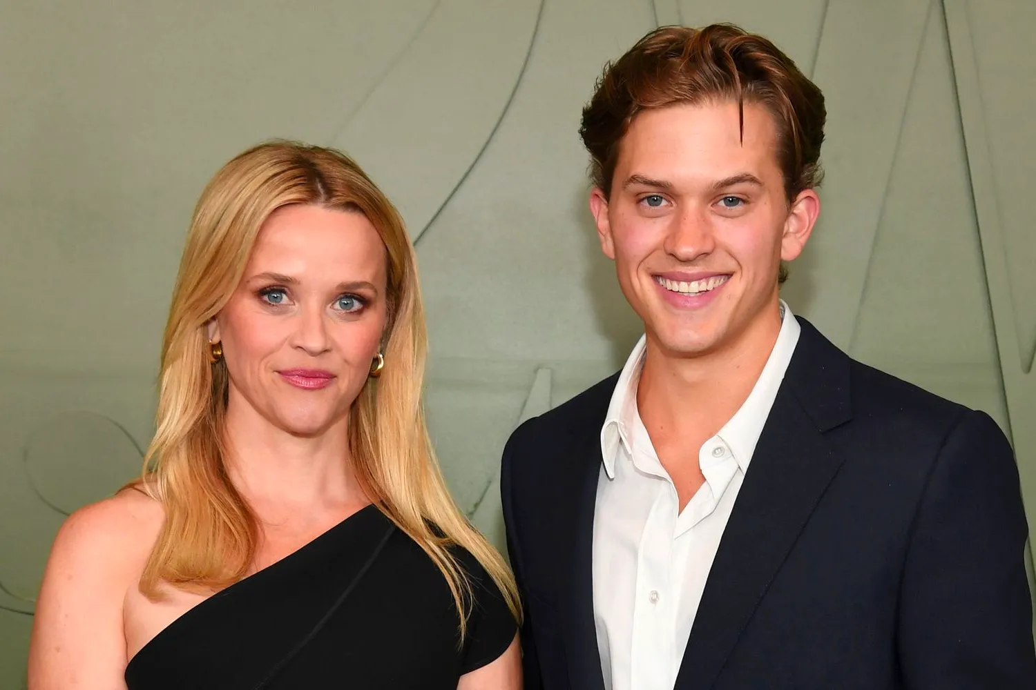 Reese Witherspoon Says It’s ‘So Fun’ Hitting Red Carpet Alongside Her Son Deacon (Exclusive) Image