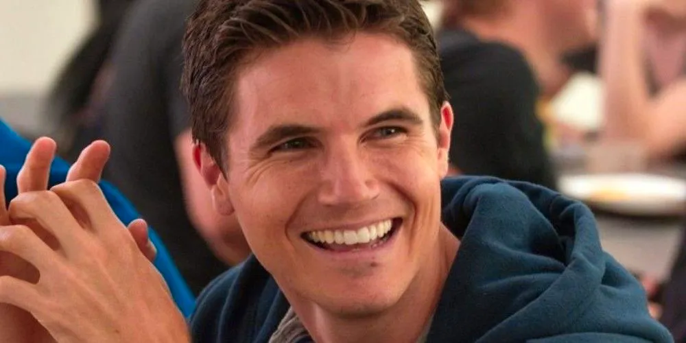 robbie-amell-amazon-upload-series-2020 - Edited Image