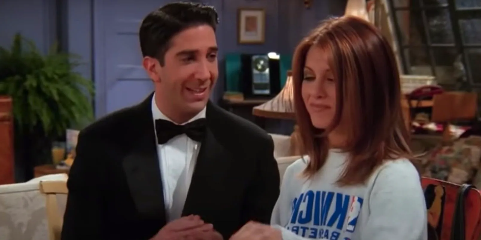 Ross Talking To Rachel In the Friends episode 