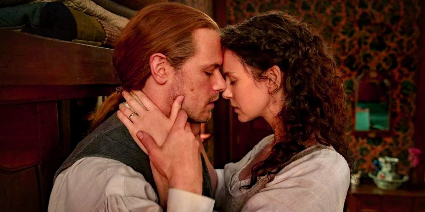 Sam Heughan and Catríona Balfe about to kiss in Outlander. Image