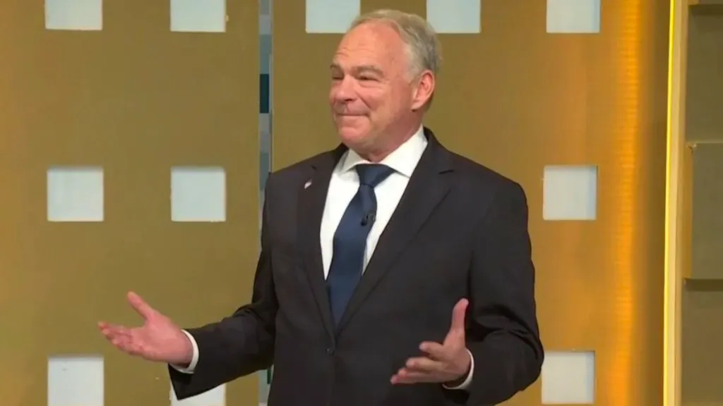 ‘SNL’: Hillary Clinton’s Running Mate Tim Kaine Makes Cameo but No One Can Remember His Name | Video Image