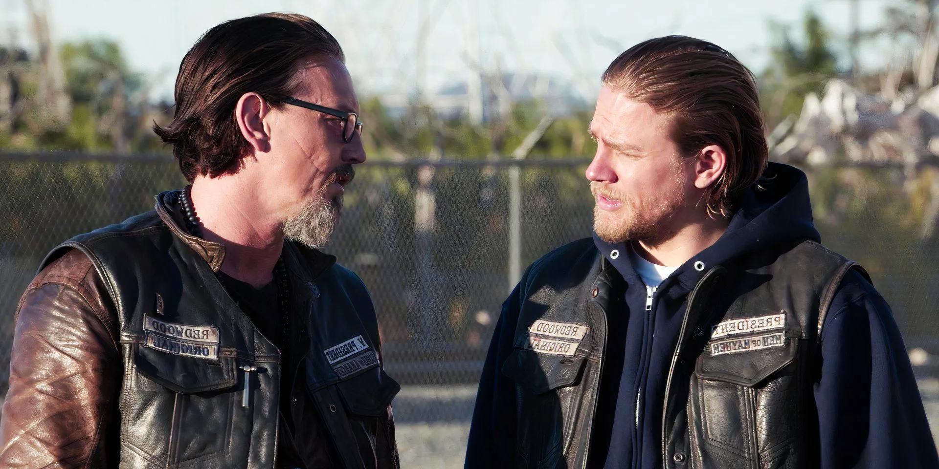 Sons of Anarchy Jax and Chibs talking Image