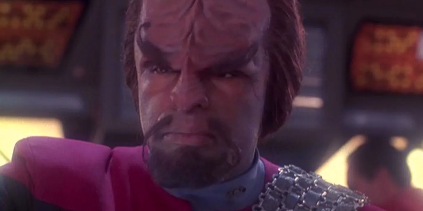 star-trek-ds9-worf-red-uniform Image