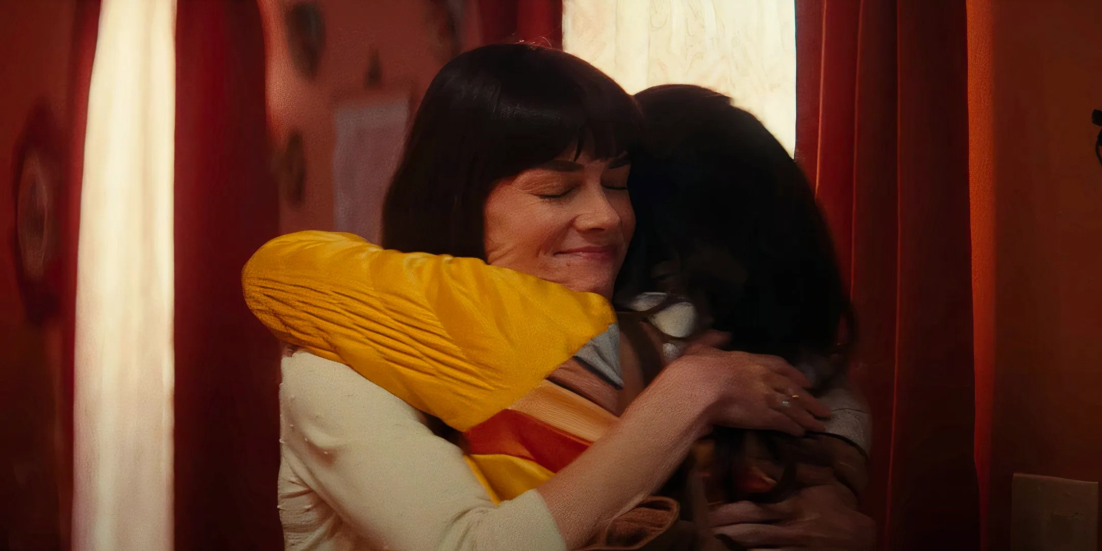 Terrifier 3 Aunt Jess and Sienna hugging Image