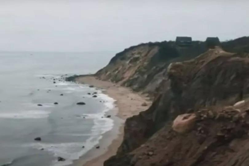 The Block Island Sound Review: Unconventional Horror & Netflix's Hidden Gem | Psychological Sci-fi & Cosmic Dread image 3 